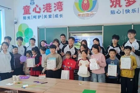 W(xu)Ժؖ|СW(xu)УϐcL(zhng)